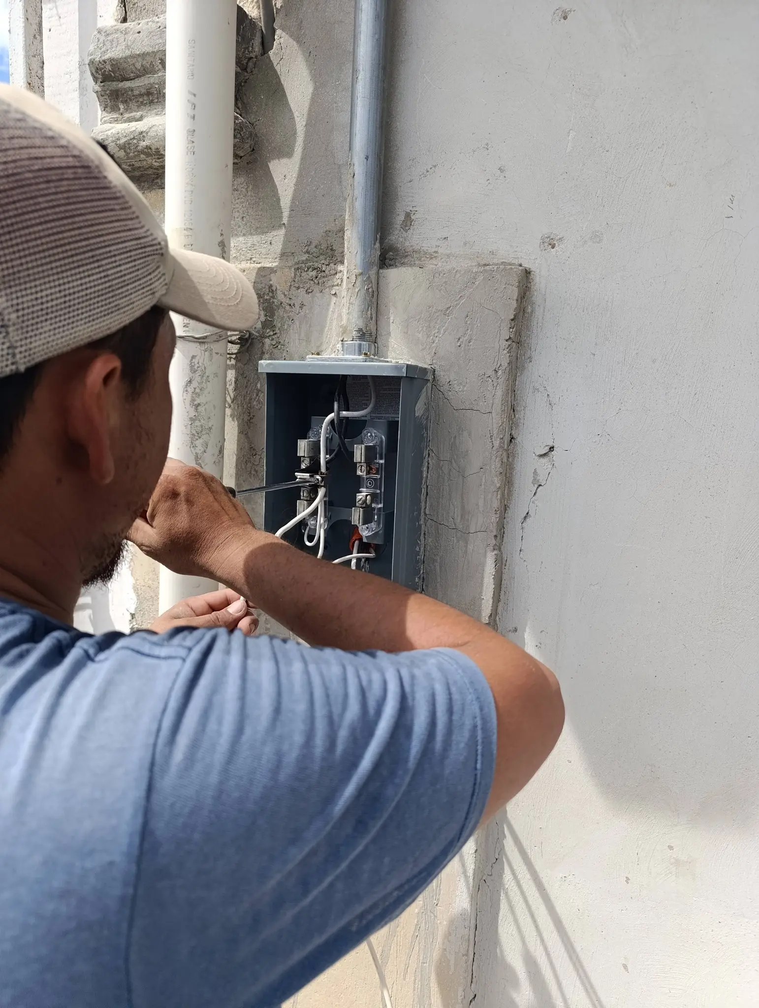 Electricistas en Cancún instalaciones y reparaciones eléctricas